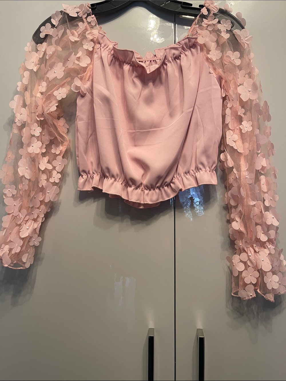 SHEIN Blush Pink Floral Appliqué Mesh Sleeve Crop Top